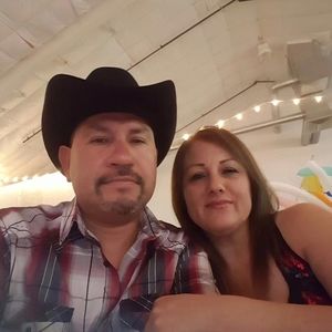 Meet your Posher, Isis